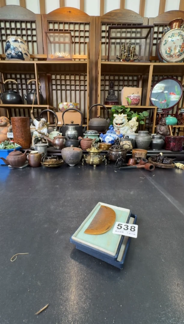 摆件  注意：回流商品，默认有瑕，不退不换。