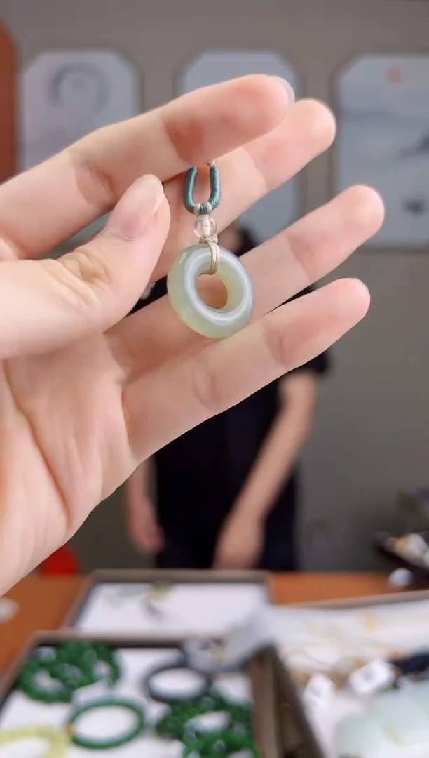 颈饰未镶嵌和田玉多样性发货 拍一单发一个