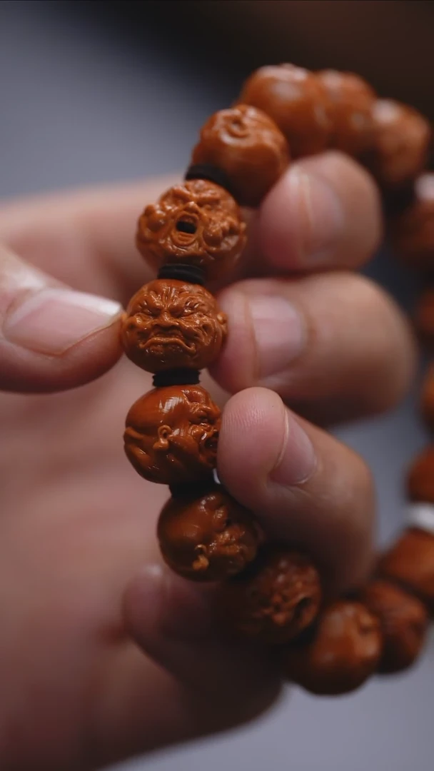 【闪购商品】橄榄核吊坠更厉害