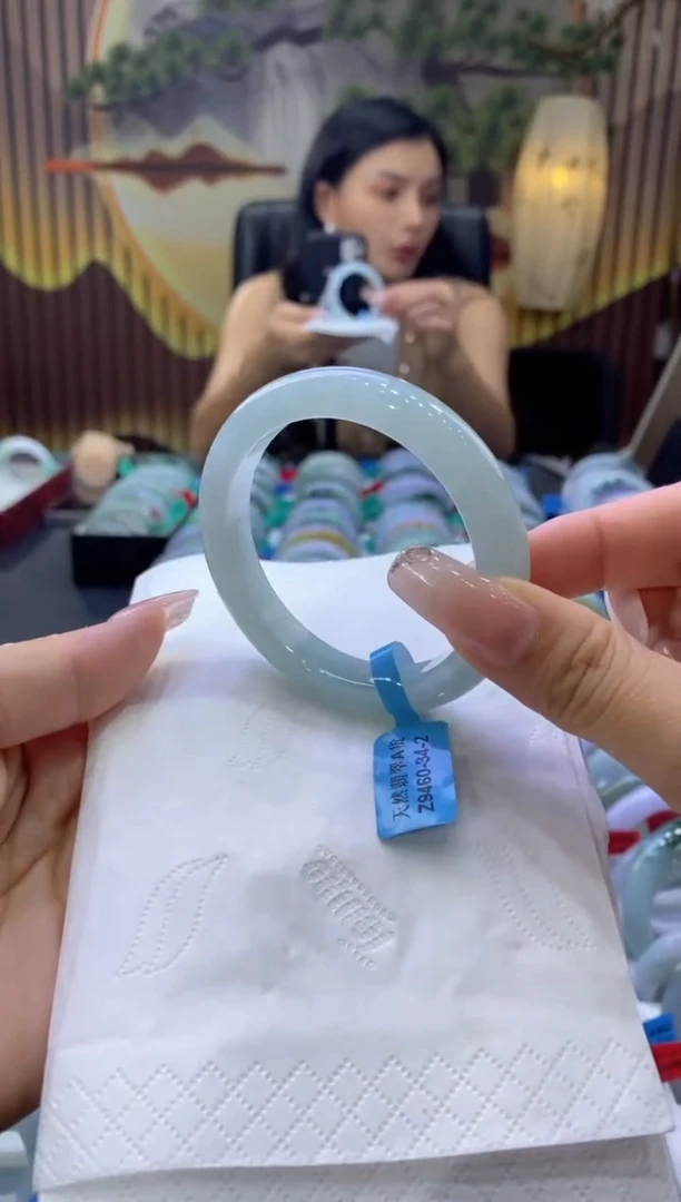 翡翠手镯未镶嵌00006155