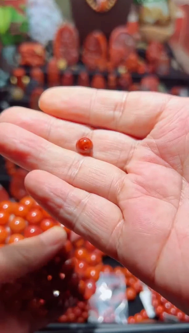 未镶嵌单珠南红玛瑙?*R单珠