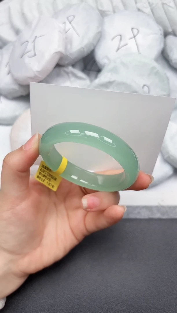 未镶嵌手镯石英质玉71-53.2