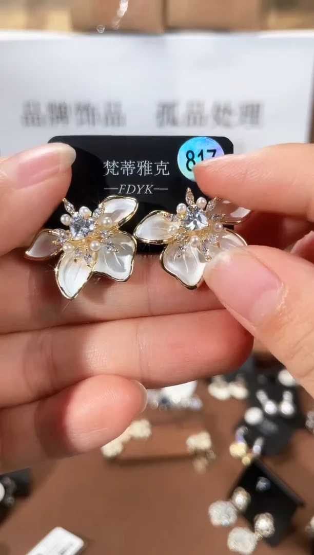 合金925银锆石梵817