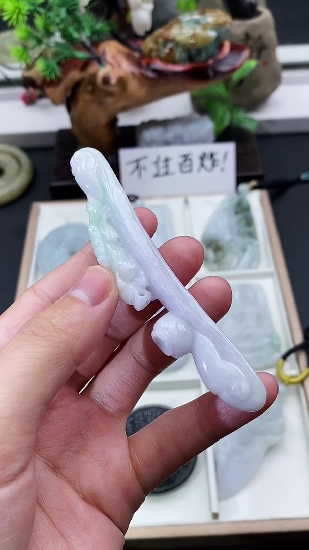 颈饰未镶嵌翡翠天然缅甸A货翡翠