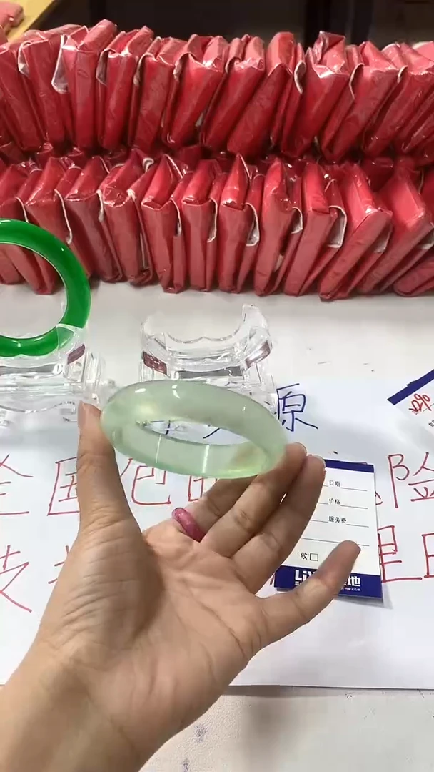 流行美曼德勒真实好看直播间V289