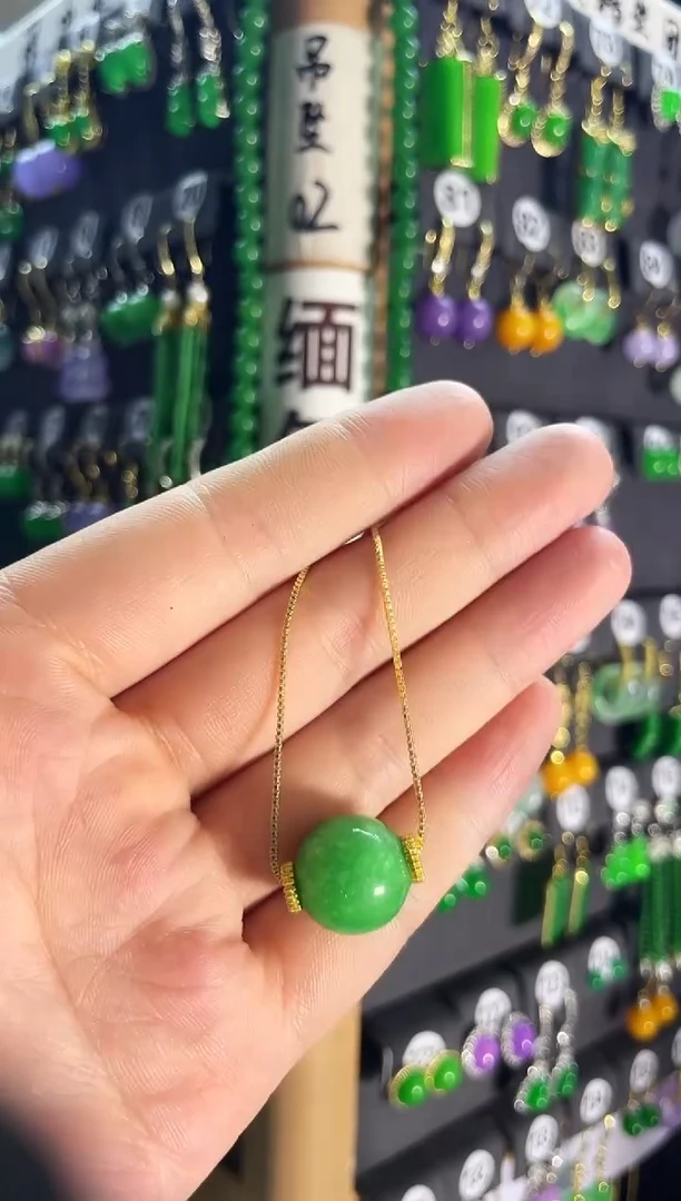 翡翠银S925镶嵌颈饰050....