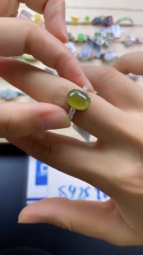 银S925镶嵌戒指翡翠翡翠 蛋面 银S925镶嵌