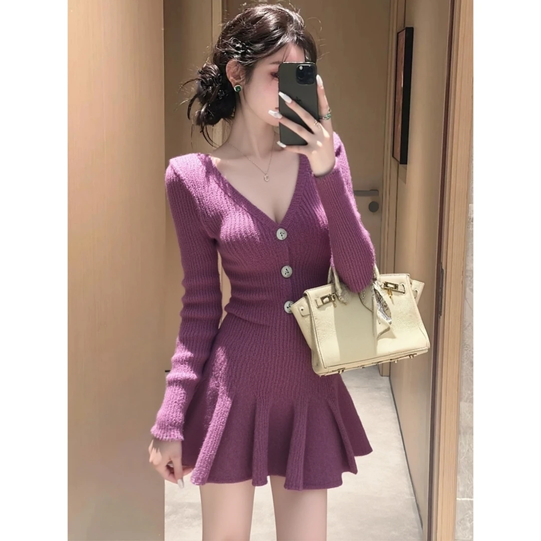 初秋温柔富家千金穿搭轻奢高级感巨好看精致小个子紫色针织连衣裙