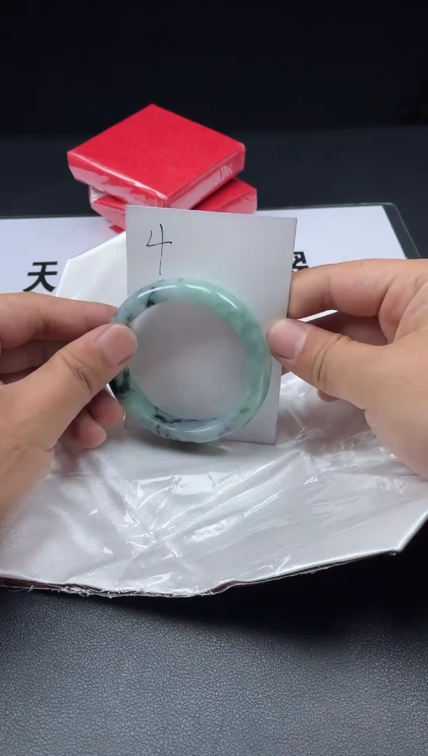 翡翠手镯未镶嵌翡翠手镯未镶嵌 未镶嵌天然缅甸A货翡翠