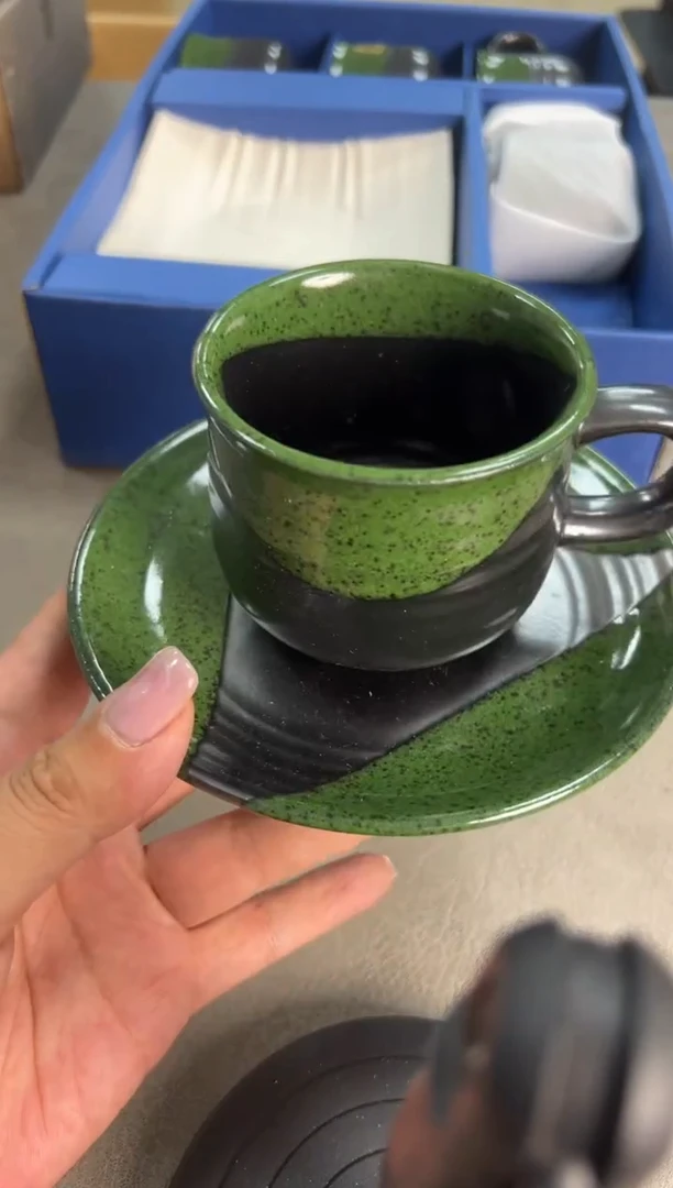 瓷片留****己瓷器瓷器瓷器瓷器