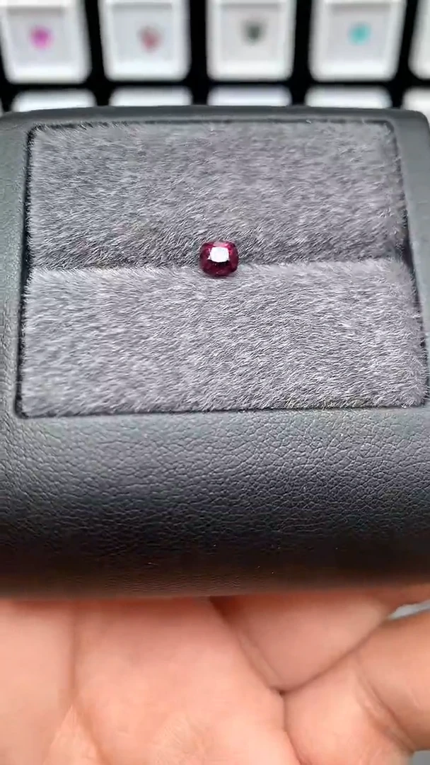 裸石尖晶石0.67克拉