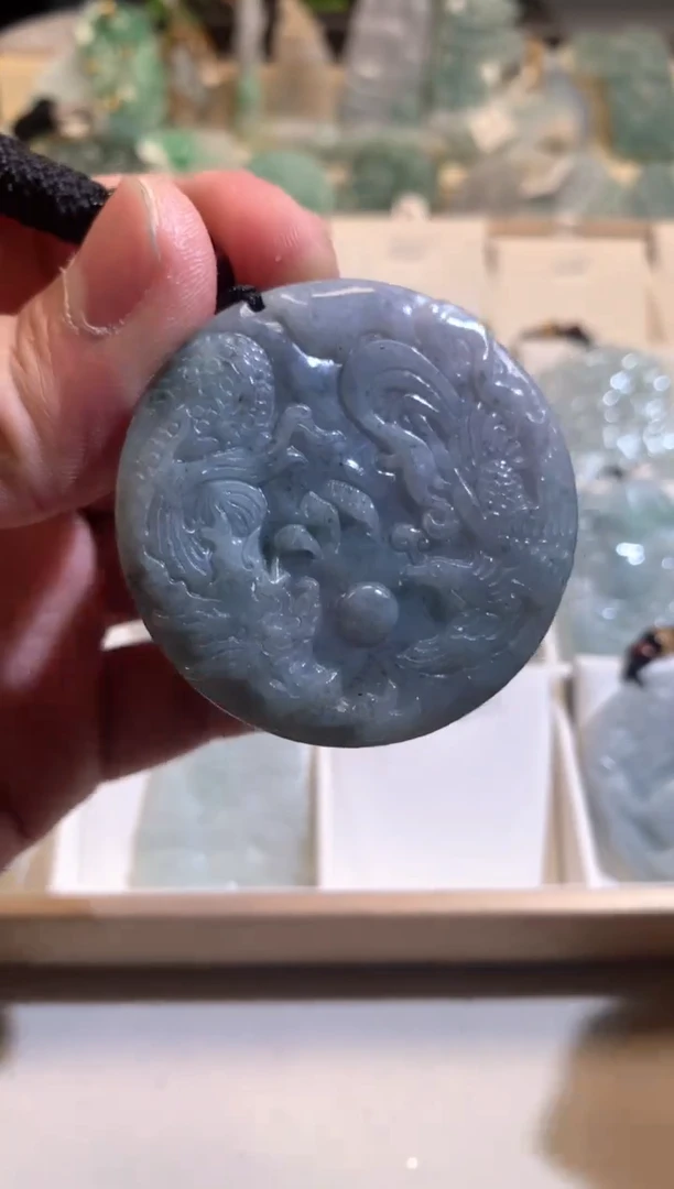 【闪购商品】翡翠颈饰未镶嵌02/12/81