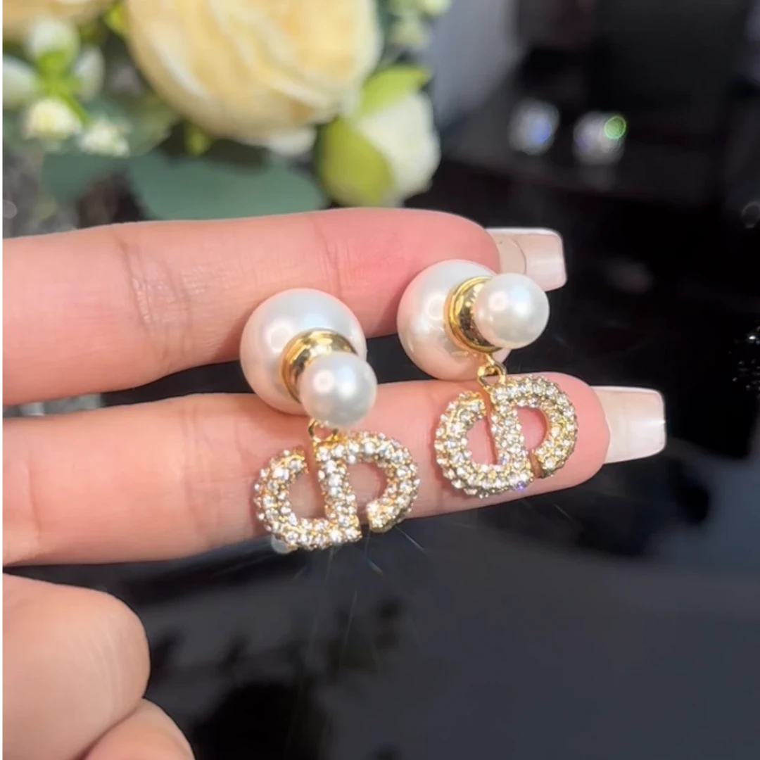 铜合金锆石耳饰 小香风气质时尚百搭复古法式小众简约耳环轻奢