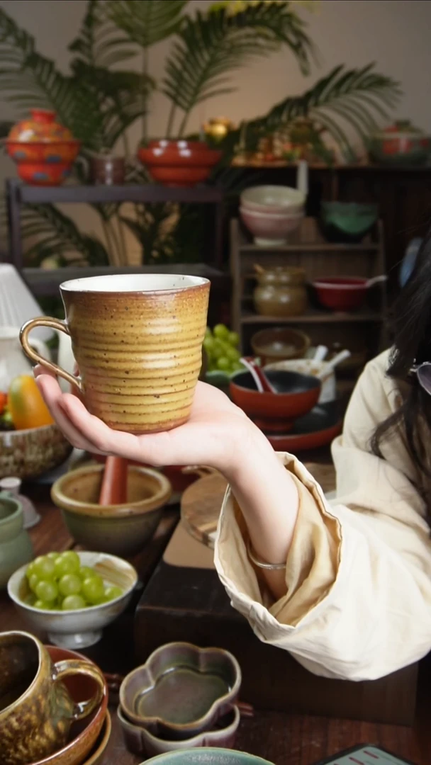 碗景德镇手工高温餐具黄色马克杯