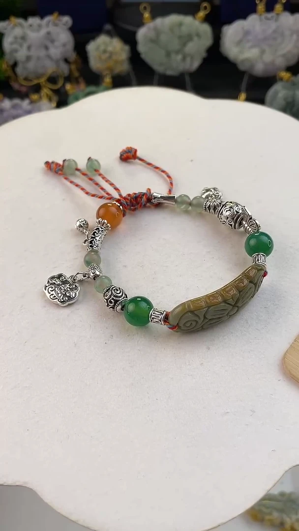 翡翠未镶嵌颈饰定制翡翠