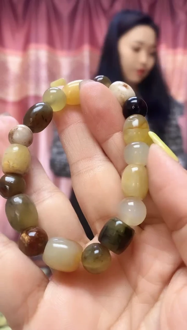 未镶嵌岫玉手串