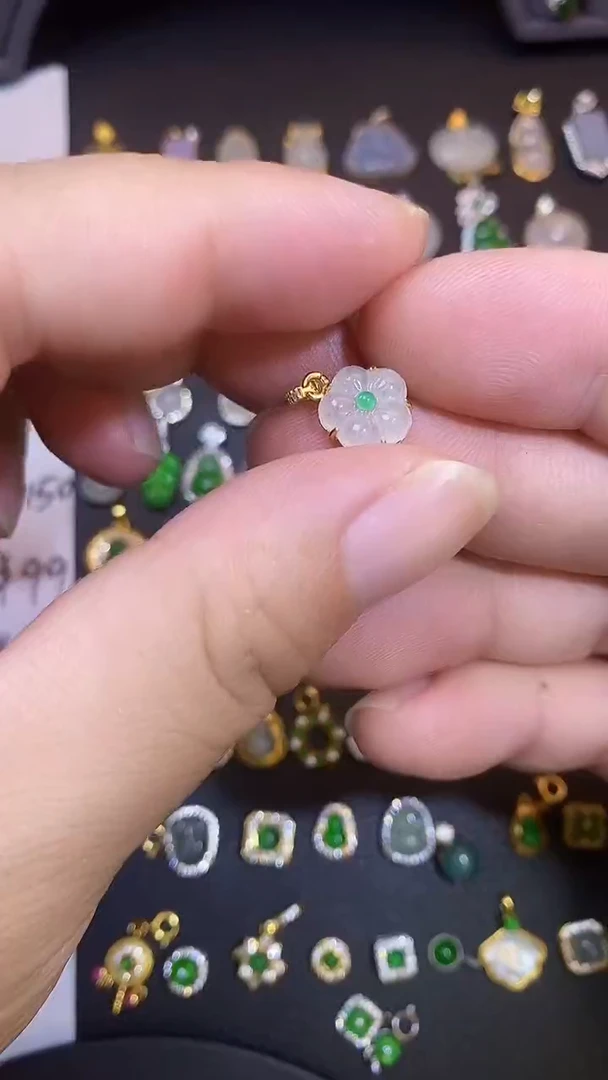 吊坠(不含链)银S925镶嵌翡翠1