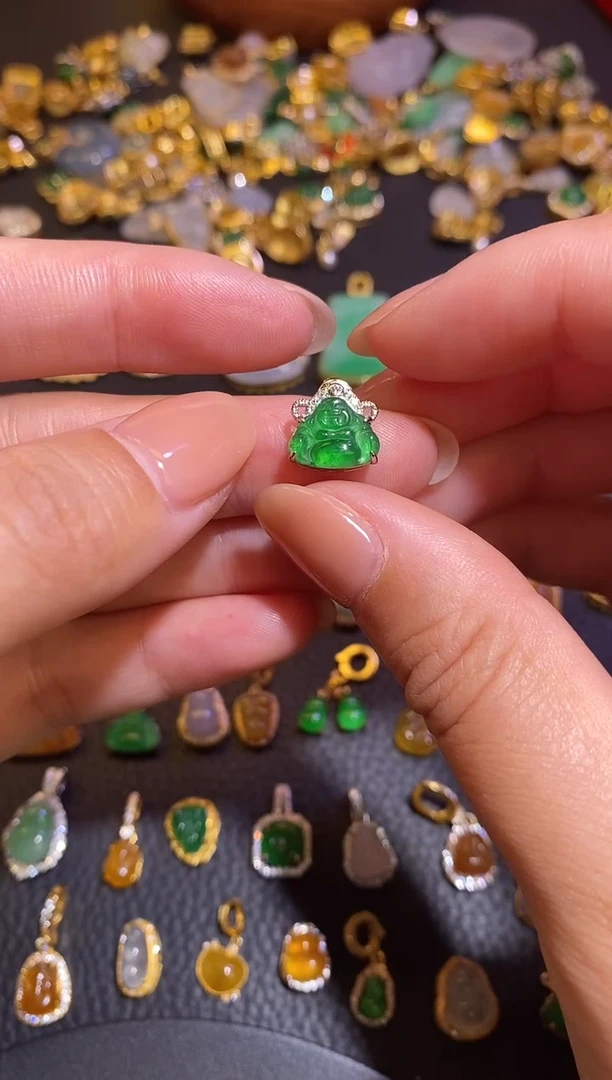 颈饰银S925镶嵌翡翠天然a货翡翠