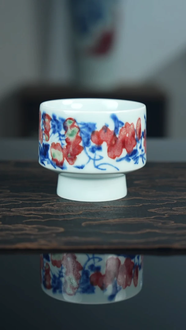 瓷片《紫气东来》青花釉里红主人杯