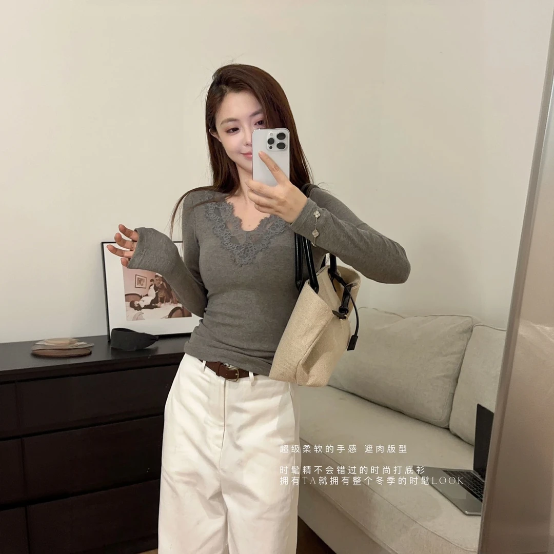 2025秋冬木耳边紧身性感风短款纯色T恤V领蕾丝长袖打底衫6627
