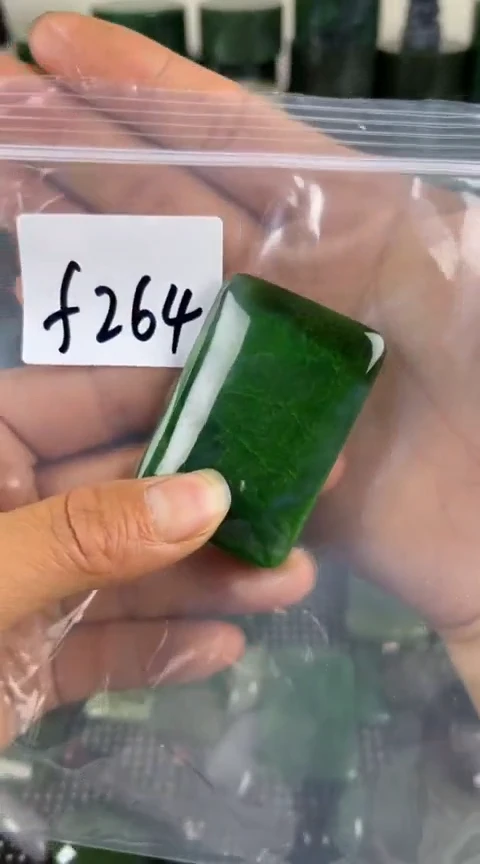 和田玉未镶嵌珠宝半成品牌子