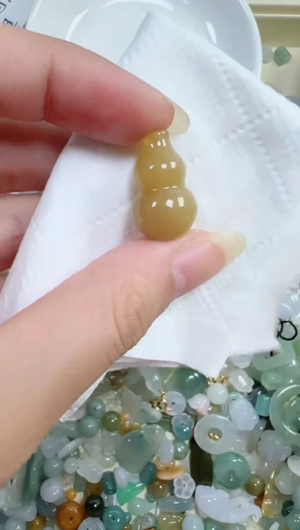 翡翠裸石572号链接