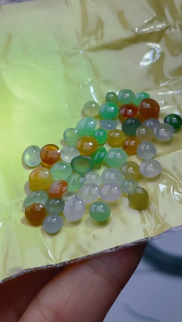 未镶嵌定制翡翠天然翡翠蛋面12