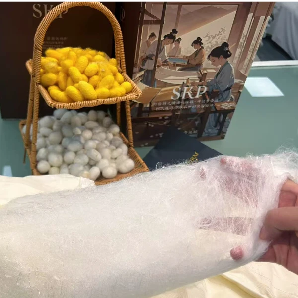 AIDINGHBAO-霓裳-纯手工蚕丝夏凉被 长丝绵礼盒发货
