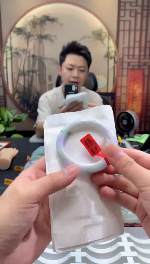 未镶嵌手镯翡翠000071194