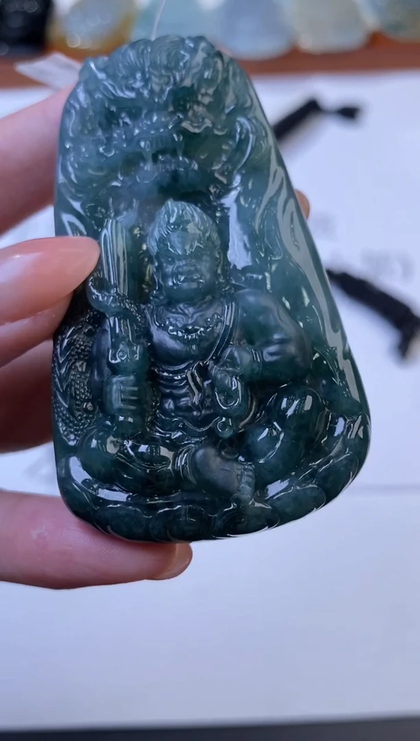未镶嵌挂件翡翠300769  多人