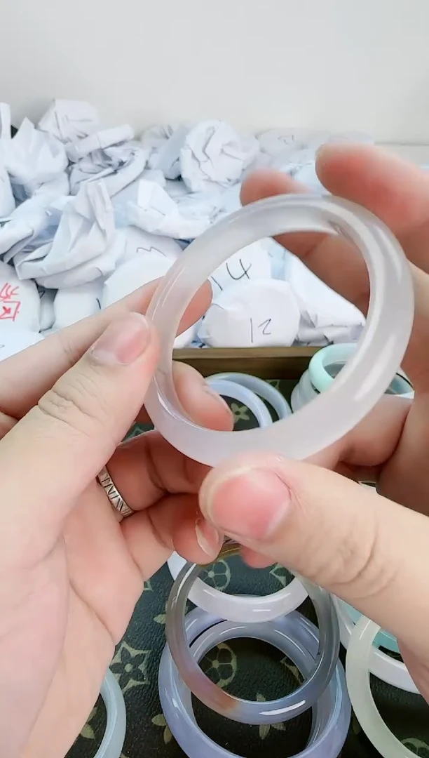 【闪购商品】玛瑙/玉髓手镯未镶嵌6021