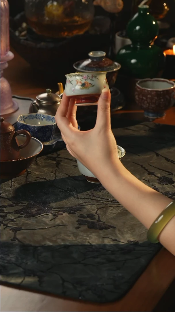 瓷片一如山坊