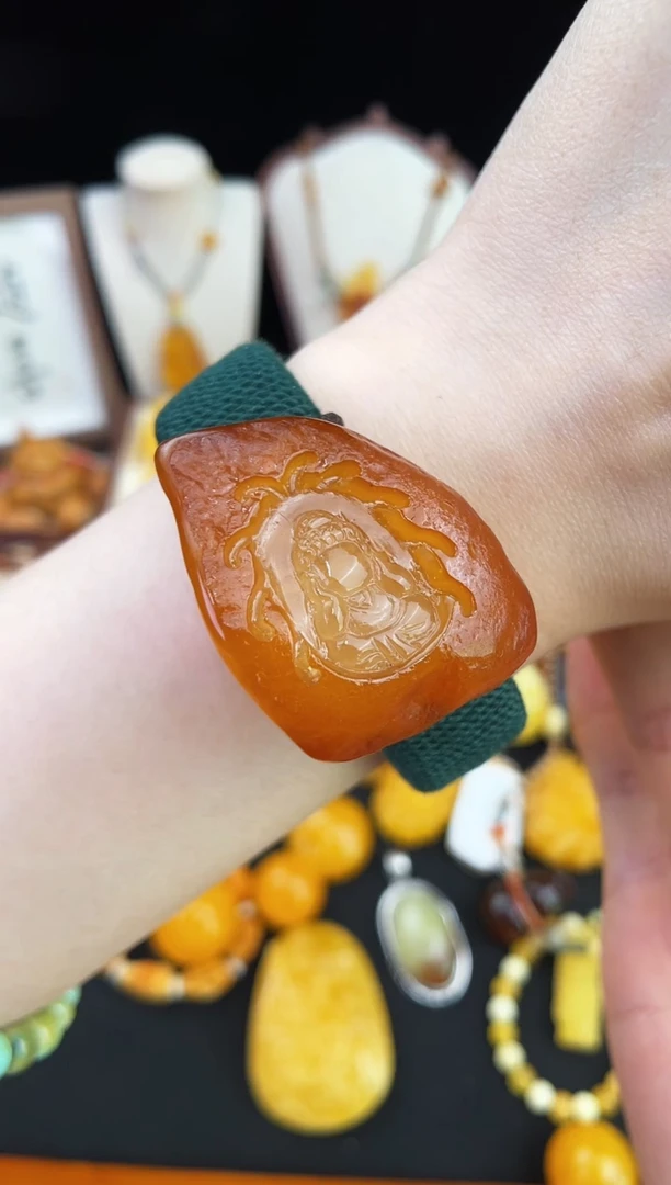 琥珀未镶嵌珠宝奇石柒月
