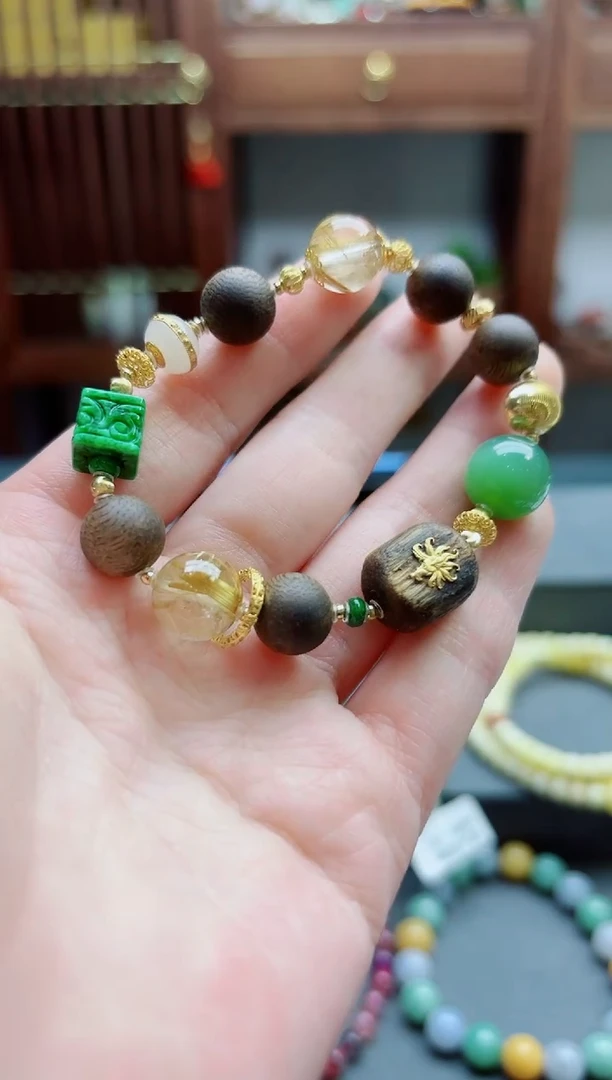 翡翠挂件18K金镶嵌18K金翡翠雕花手串ZX