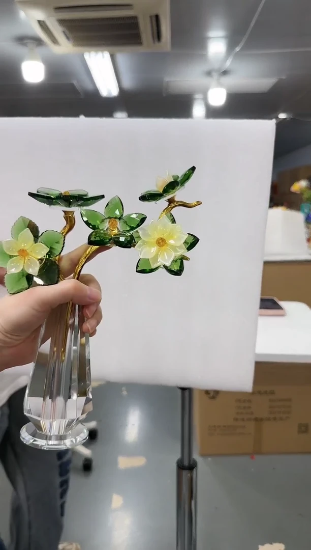 金沃水晶琉璃    玉兰花