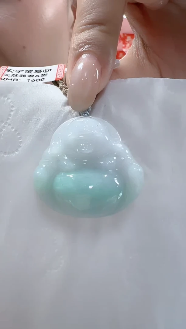 颈饰未镶嵌翡翠孤品佛公宽32高29厚11