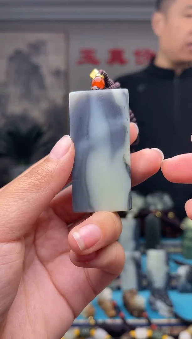 未镶嵌和田玉挂件1