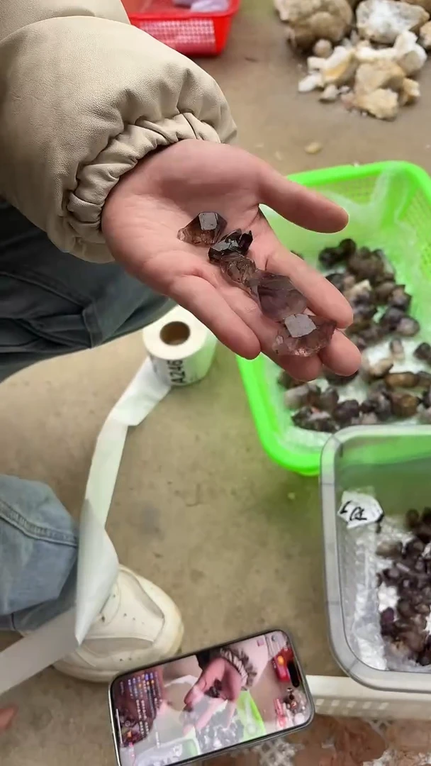 【闪购商品】水晶摆件未镶嵌超七 多样性发一个 246