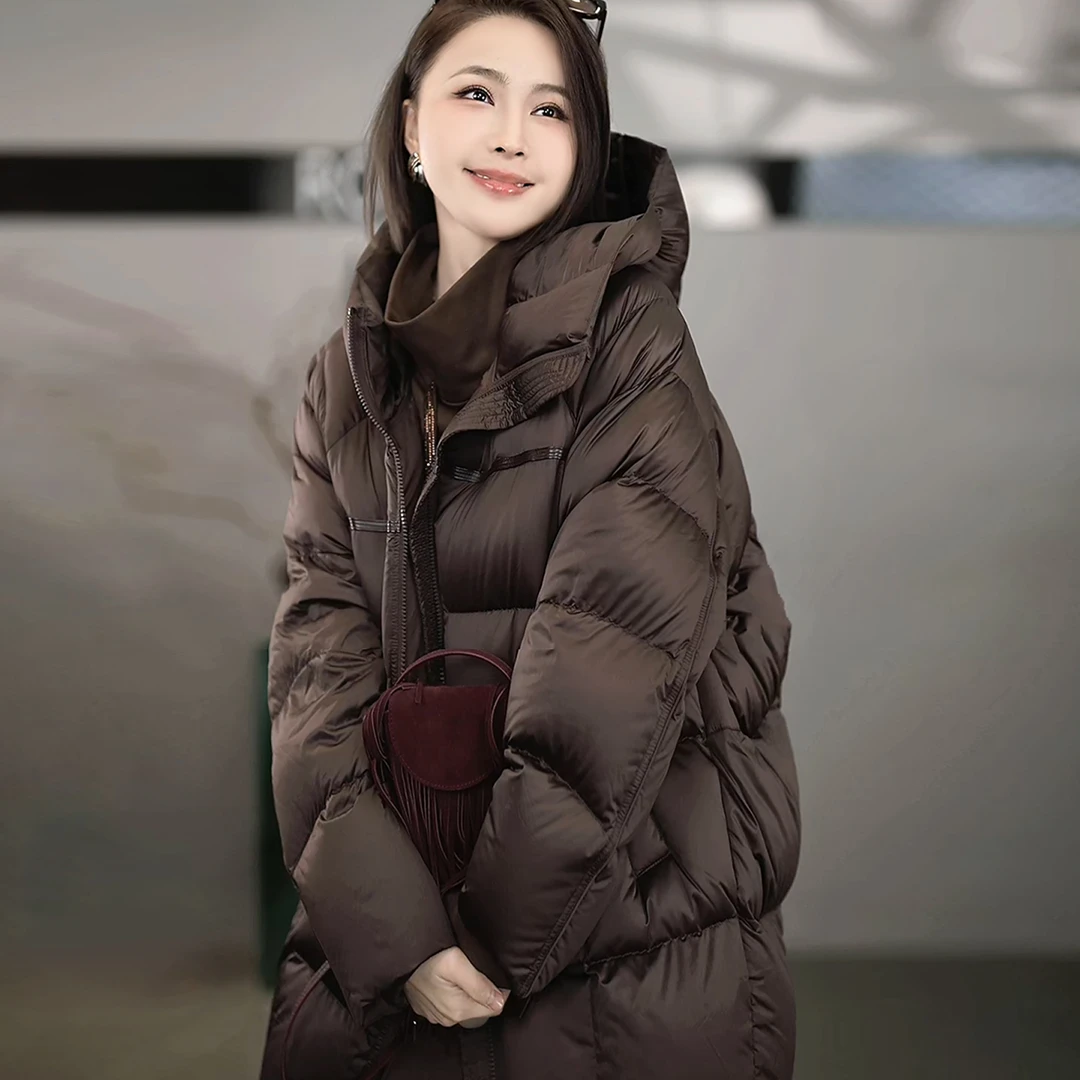 溶溶【暖意松弛】RONGRONG 90白鸭绒缎面蓬松锁绒短款羽绒服7332