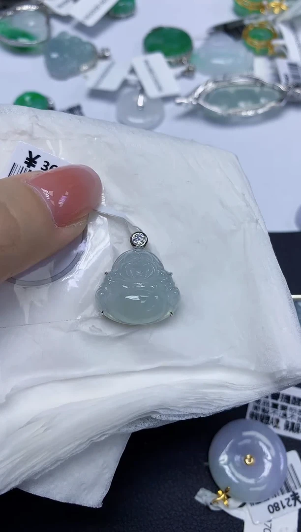 颈饰未镶嵌翡翠天然缅甸翡翠A货多样性发一件