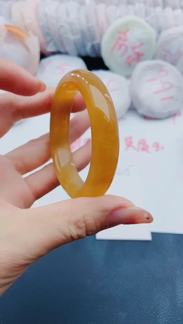 未镶嵌手镯石英质玉K5-53-54