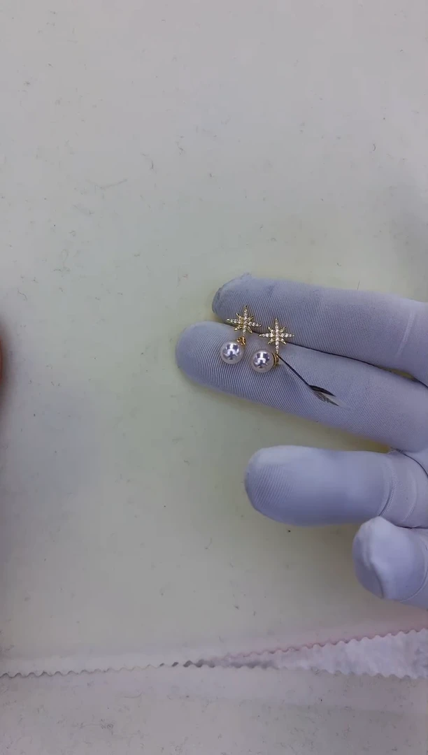 银S925镶嵌饰品海水珍珠设计款耳饰