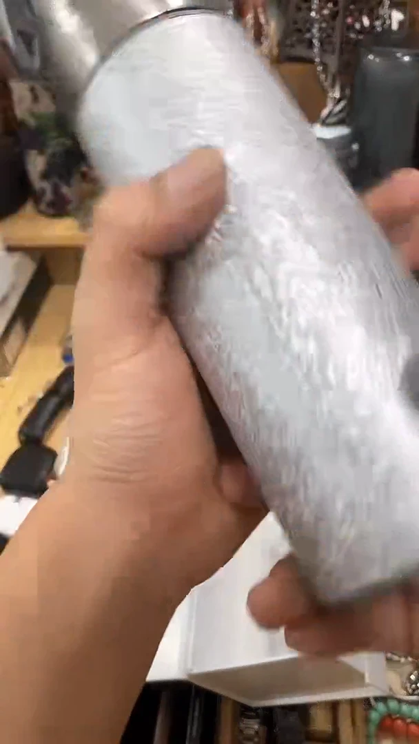 瓷片闪购商品  如图所示