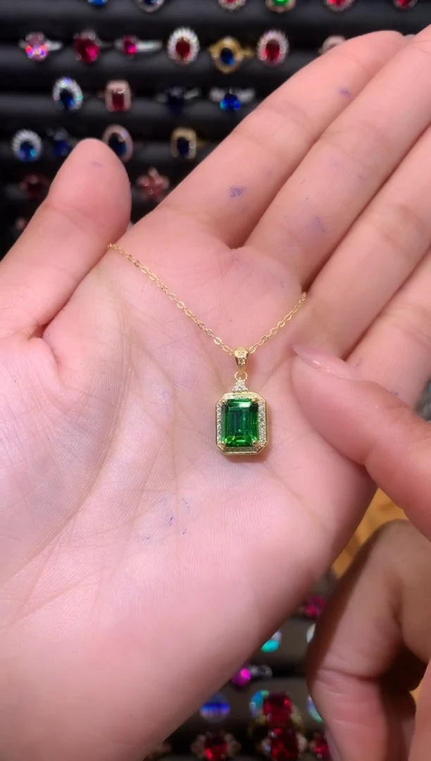 【闪购商品】透辉石吊坠银S925镶嵌金