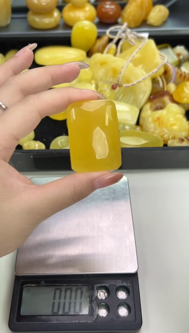 裸石琥珀未镶嵌琥珀蜜蜡吊坠