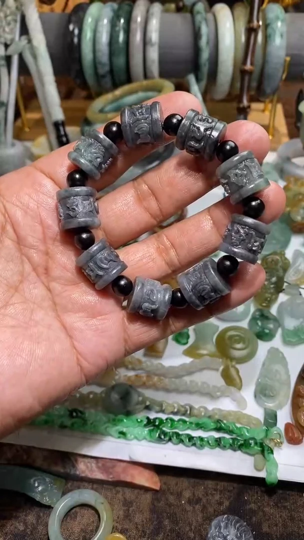 未镶嵌挂件翡翠翡翠