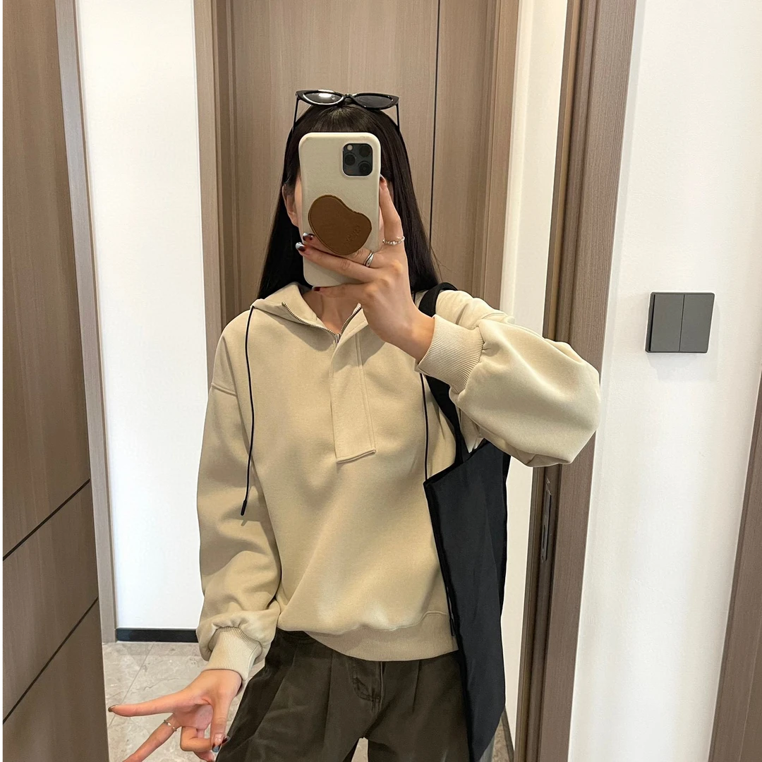 【黑雯服饰】设计感抽绳连帽卫衣女春秋韩版宽松洋气上衣