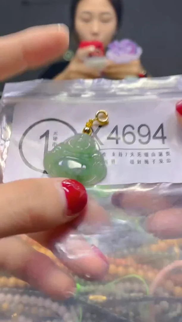 颈饰未镶嵌翡翠/X/翡翠A货，一件也是批发价