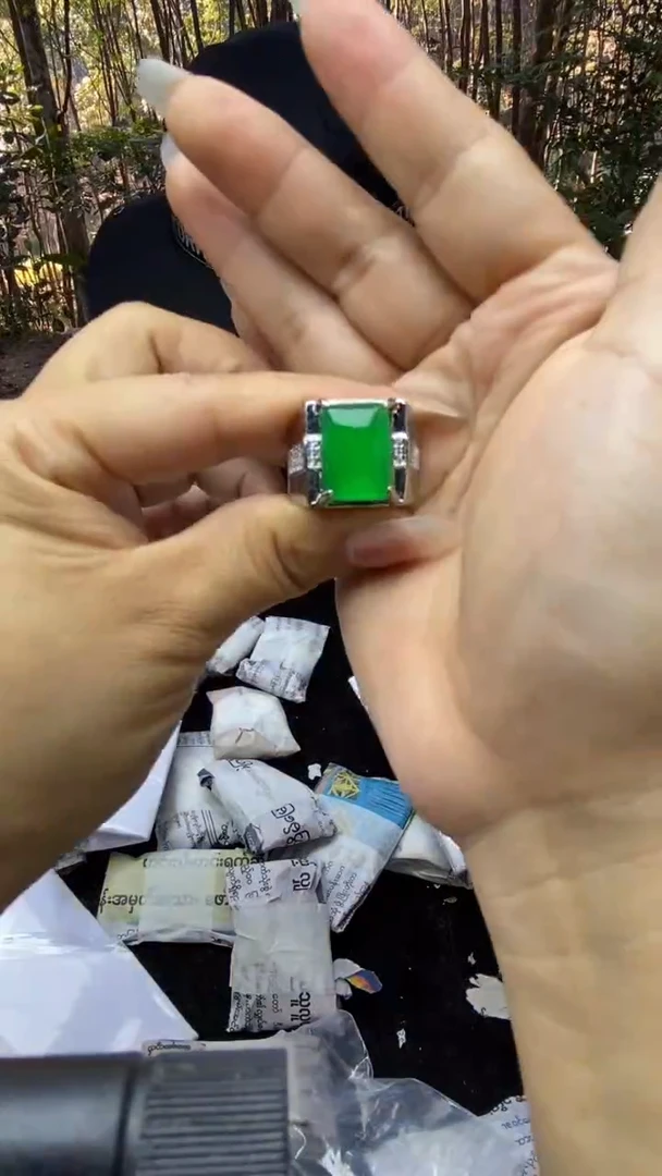 满色吊坠    所见即所得