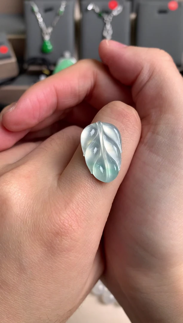 未镶嵌定制翡翠裸玉